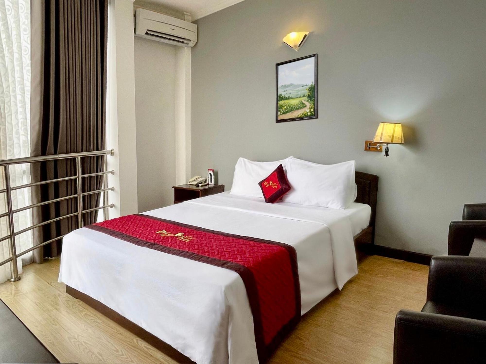 Dong Xuyen Hotel Long Xuyên エクステリア 写真